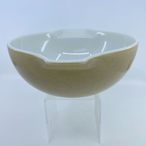 vintage pyrex forest fancies mixing bowl mushroom motif 2.5 quart - Picture 4 of 10